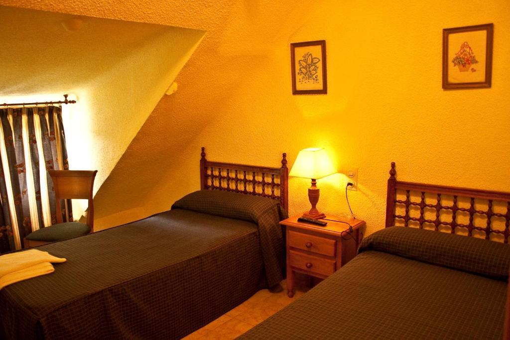 Hostal Aribel Longinos Cercedilla Værelse billede